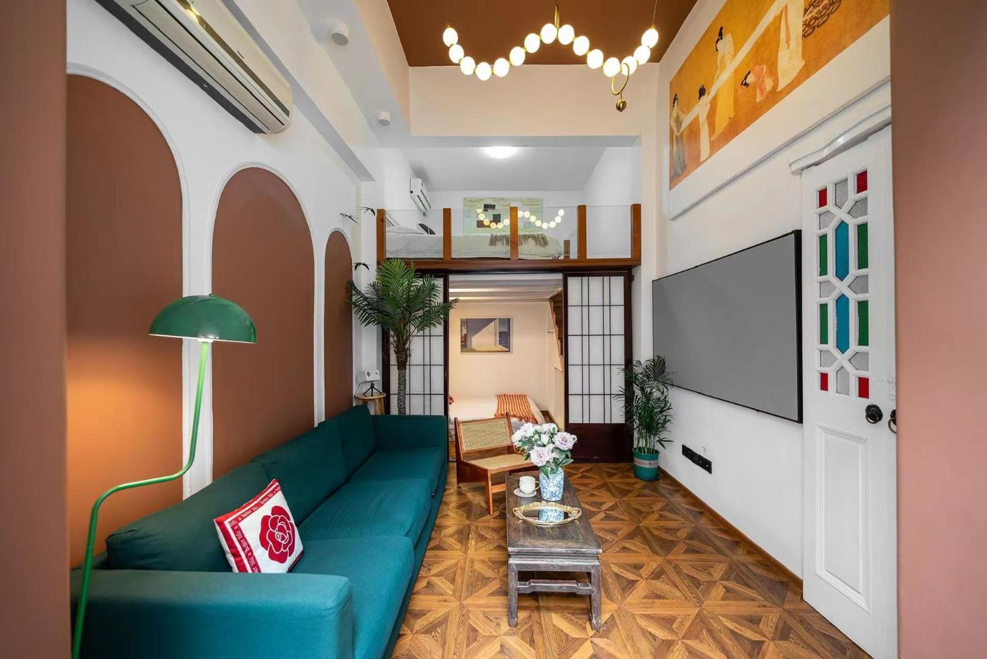 上海小胖纸民宿-武康大楼3店-老吉士